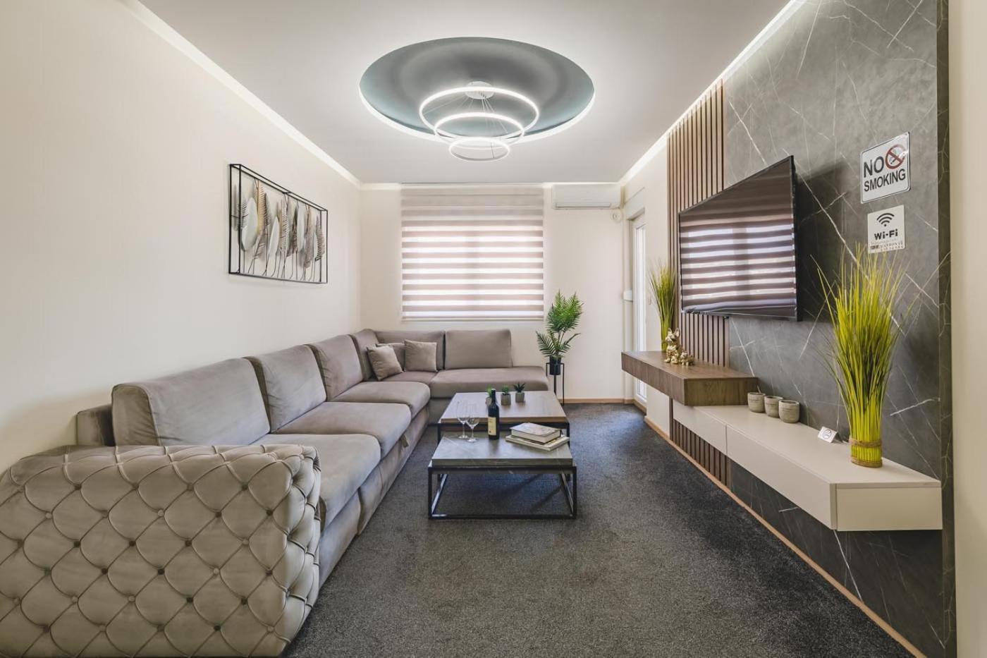Harmony Apartments 波德戈里察 外观 照片